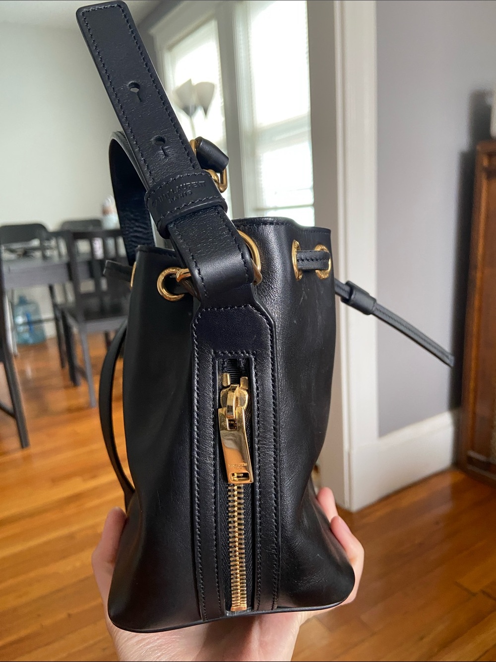 Saint Laurent Emmanuelle bucket bag - Picture 6 of 6